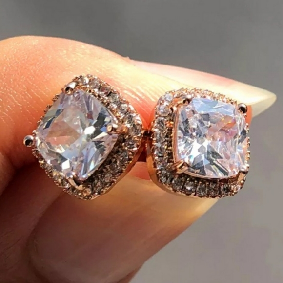 NEW 18k Rose Gold Diamond Cushion Halo Earrings - Picture 2 of 4
